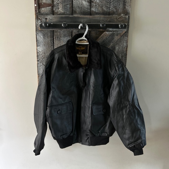 Men's Navy 100% Genuine Leather Full Lined Full Zipper Jacket w/Fur Collar - Picture 1 of 5